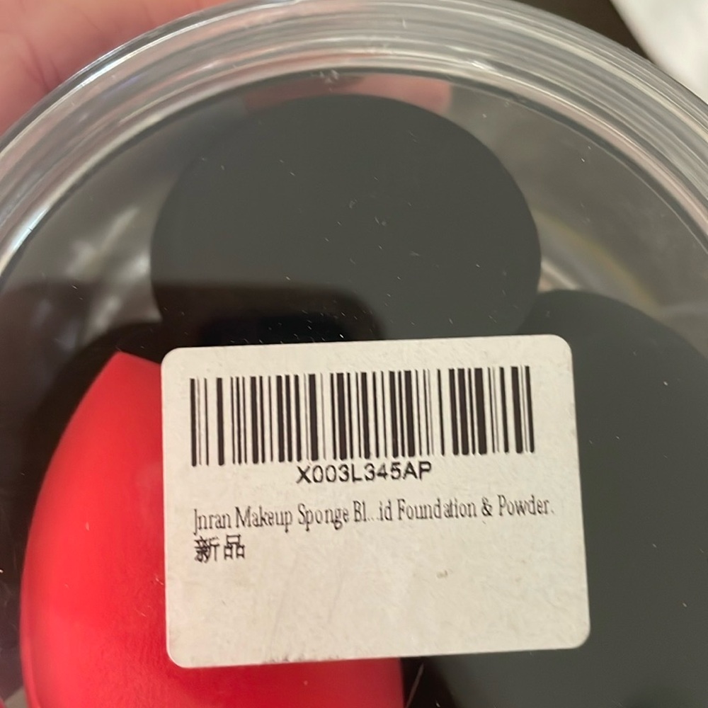 🛍️🛍️HOST PICK🛍️🛍️Gorgeous Makeup Sponges NIB - Picture 3 of 3